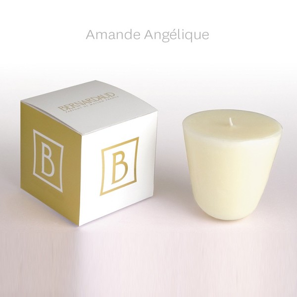 Refill for candle holder - 200 gr - 20.7 cl angelic almond