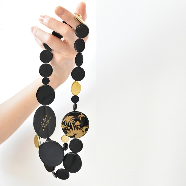Small Bib necklace, "Be bold over by Iris Apfel"
