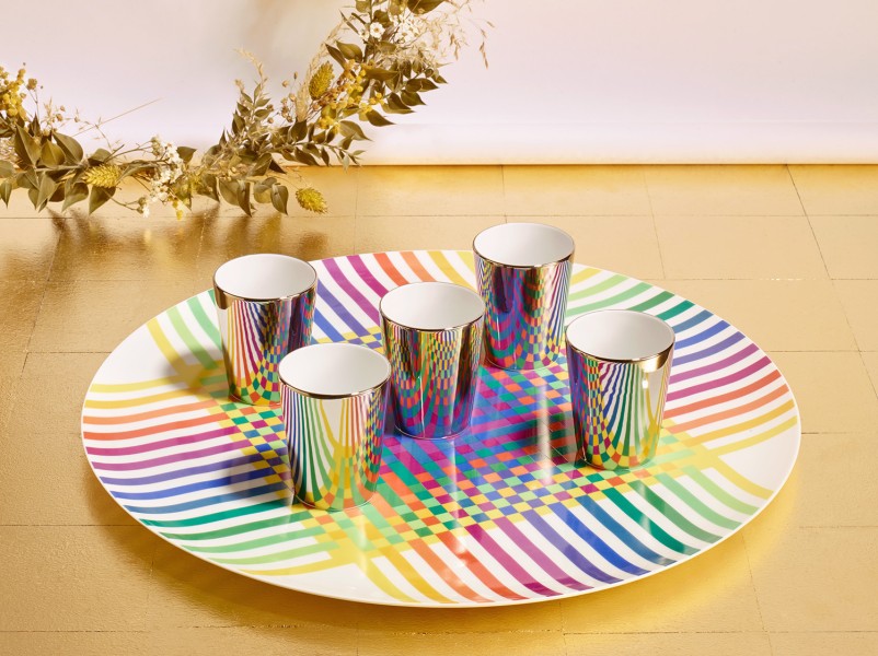 Round platter 38 cm + 5 cups 7.4 cl, "Surface Colorée B29", platinum