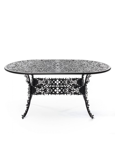 Table Oval